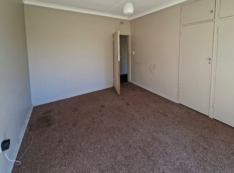 To Let 3 Bedroom Property for Rent in Songloed North West
